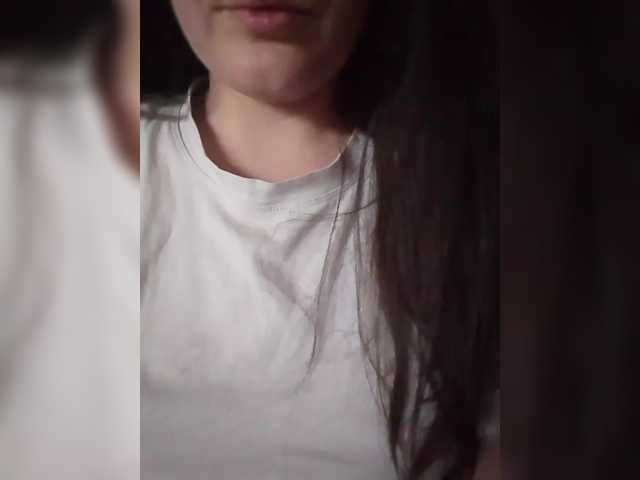Elena19962 live cam on BongaCams
