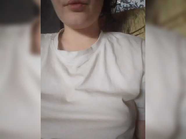 Elena19962 live cam on BongaCams