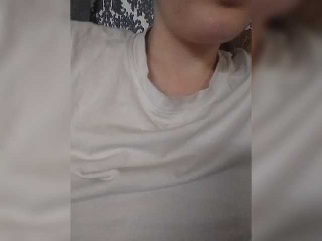 Elena19962 live cam on BongaCams
