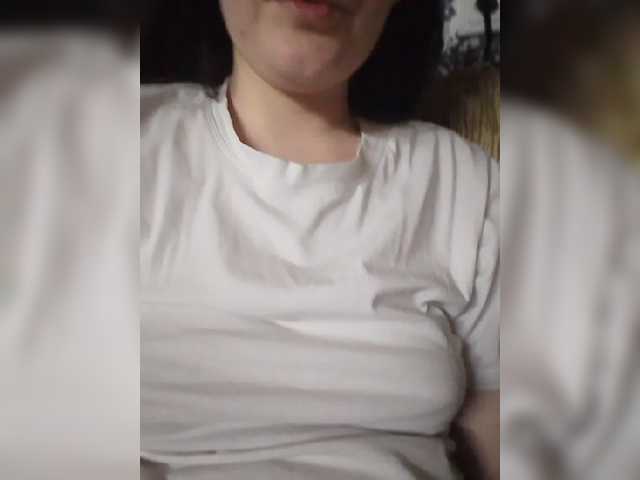 Elena19962 live webcam show