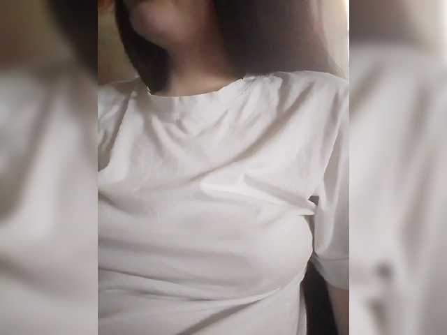 Elena19962 live cam on BongaCams