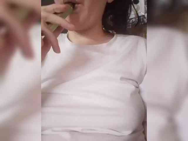 Elena19962 webcam