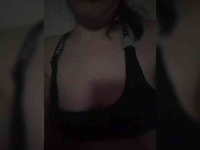 Elena19962 webcam