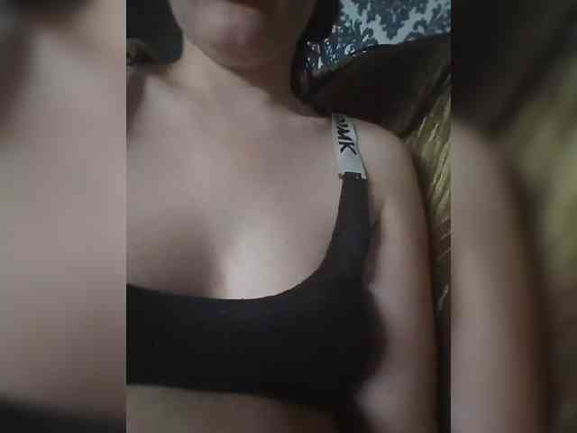 Elena19962 webcam