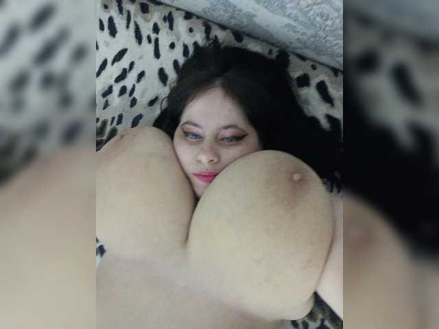 okgugl552's BongaCams show and profile
