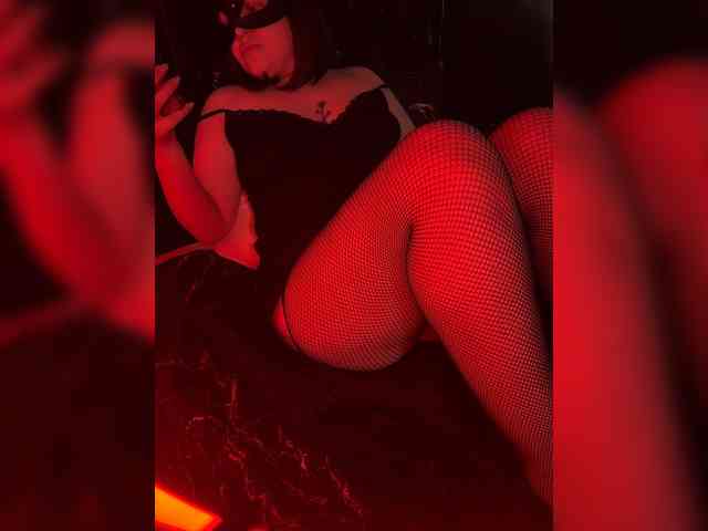 VikkiMommy webcam