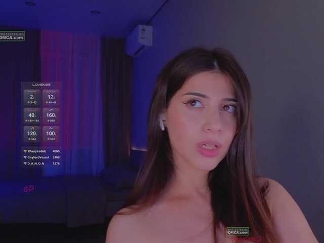 -umbre11a- live cam on BongaCams