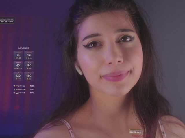 -umbre11a- live cam on BongaCams