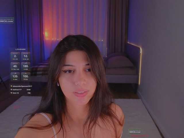 -umbre11a- live cam on BongaCams