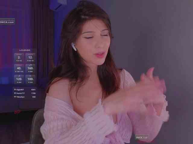 -umbre11a- Sex Cam Show