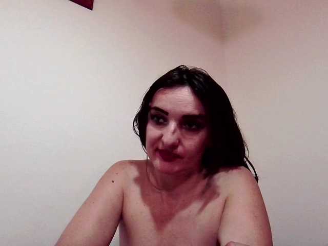 Lolaxx-x