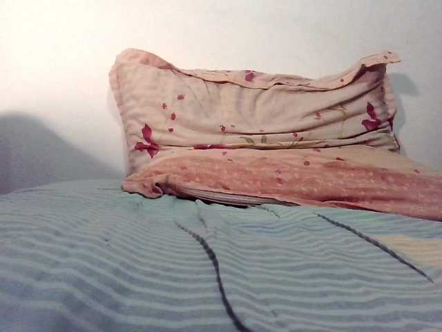 Lolaxx-x live cam on BongaCams