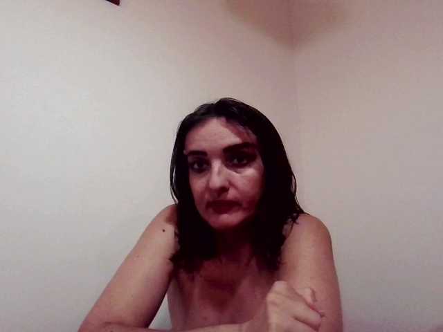 Lolaxx-x