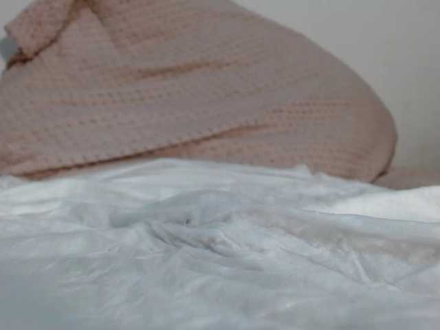 Maysia live cam preview