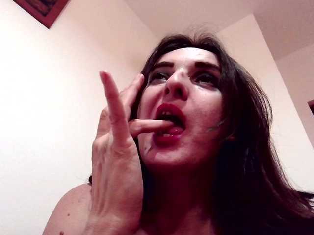 Lolaxx-x live cam on BongaCams
