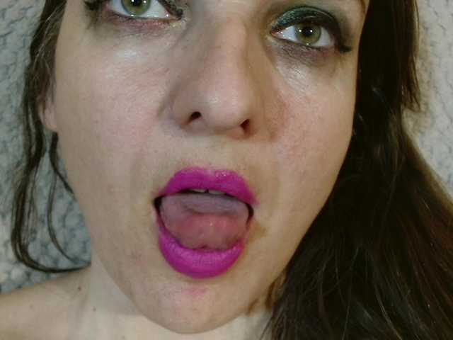 Lolaxx-x