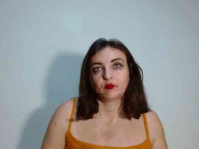 Lolaxx-x