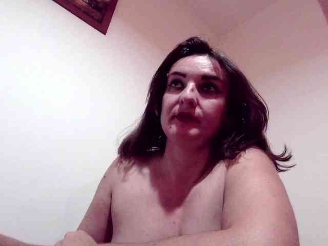 Lolaxx-x