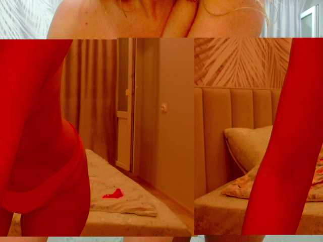 JuicyGloss live cam on BongaCams