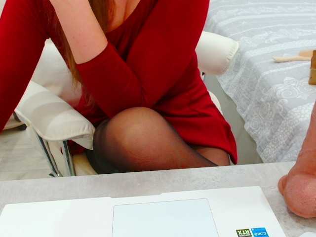 JuicyGloss in diretta su BongaCams