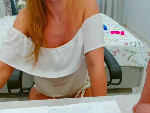 JuicyGloss