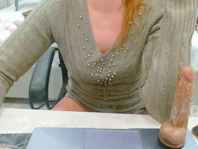 JuicyGloss webcam