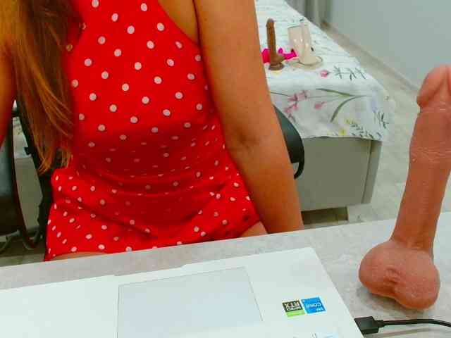 JuicyGloss webcam