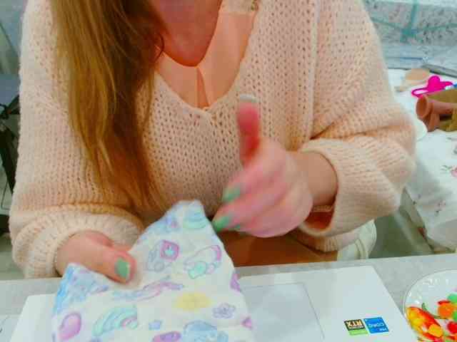 JuicyGloss webcam