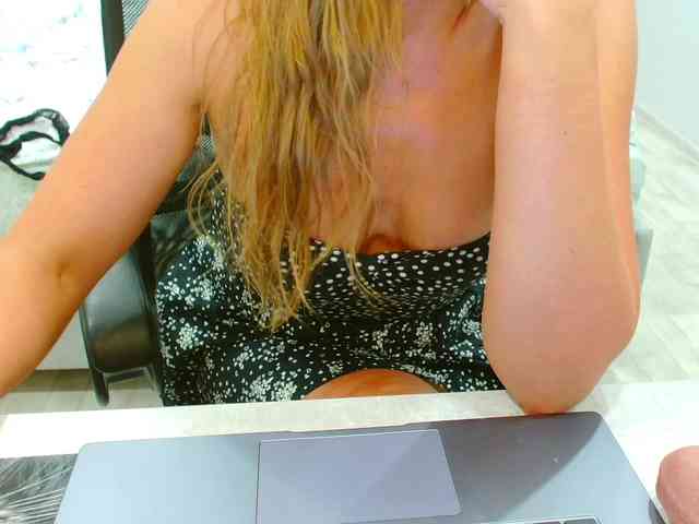 JuicyGloss