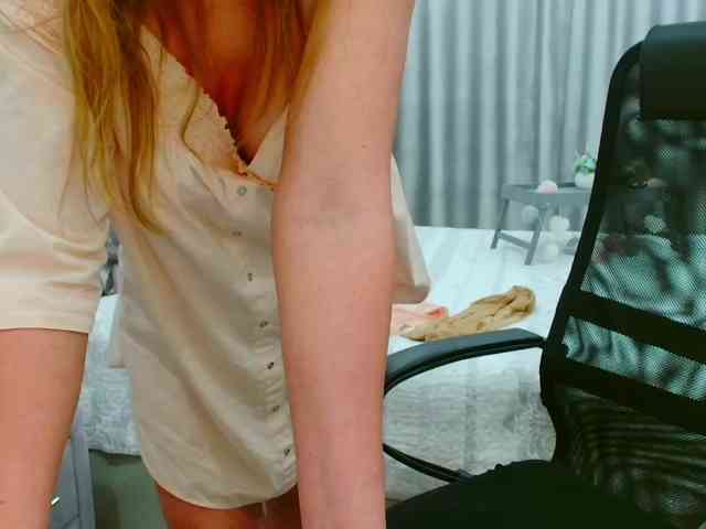 JuicyGloss webcam