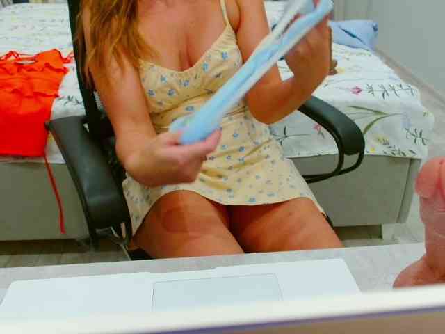 JuicyGloss