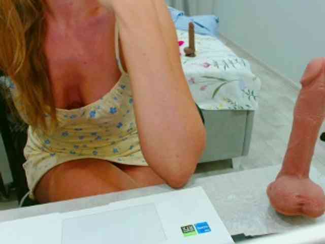 JuicyGloss