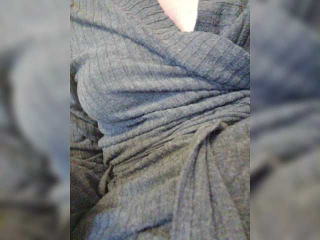Alexi12 live cam on BongaCams
