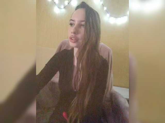 Alexi12 live cam on BongaCams