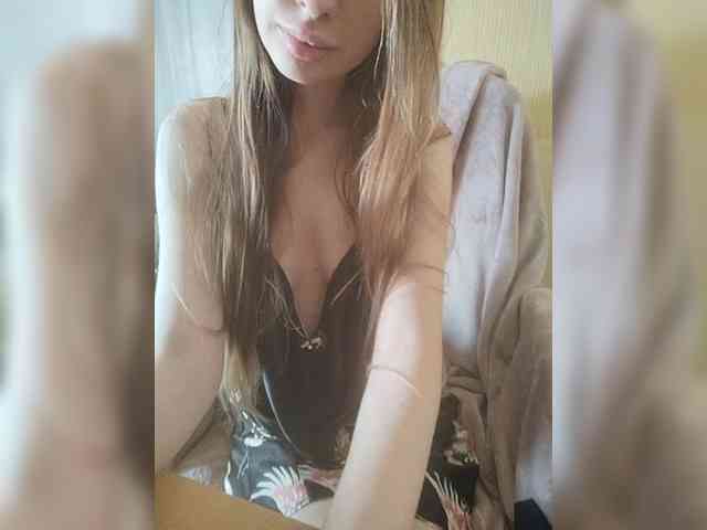 Elza_kom webcam