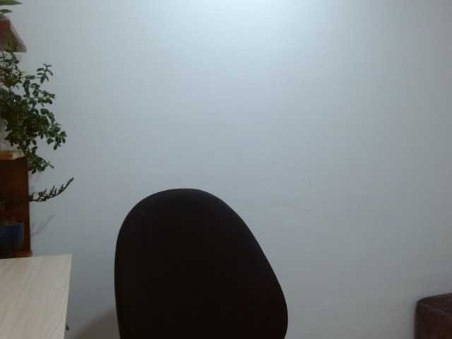 Moon--1 live cam on BongaCams