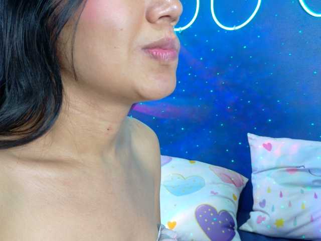 FarianaJulie live webcam show