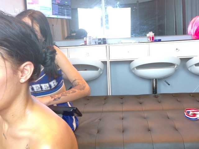 FarianaJulie live cam
