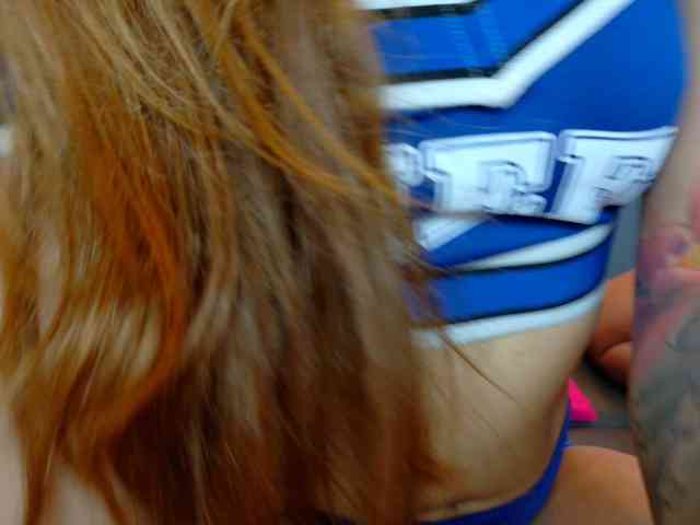 FarianaJulie webcam