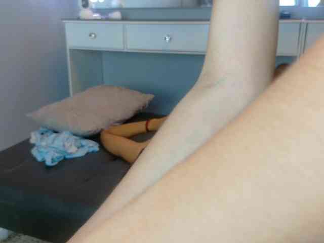 FarianaJulie webcam