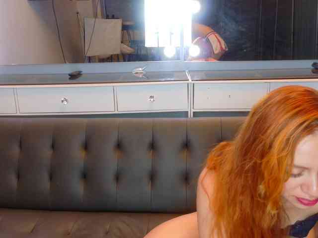 FarianaJulie webcam