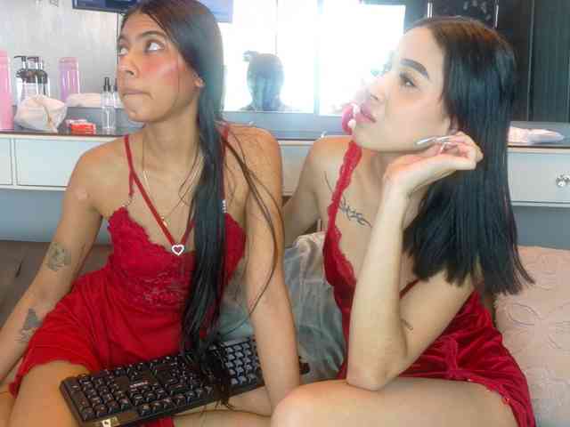 FarianaJulie webcam