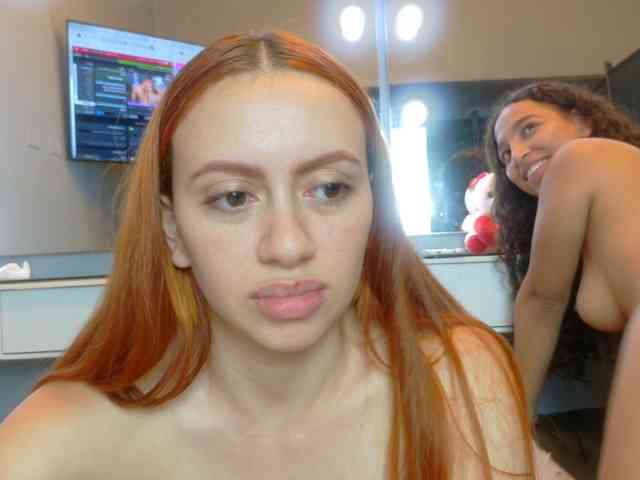 FarianaJulie webcam