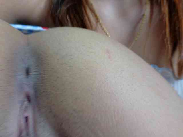 FarianaJulie webcam