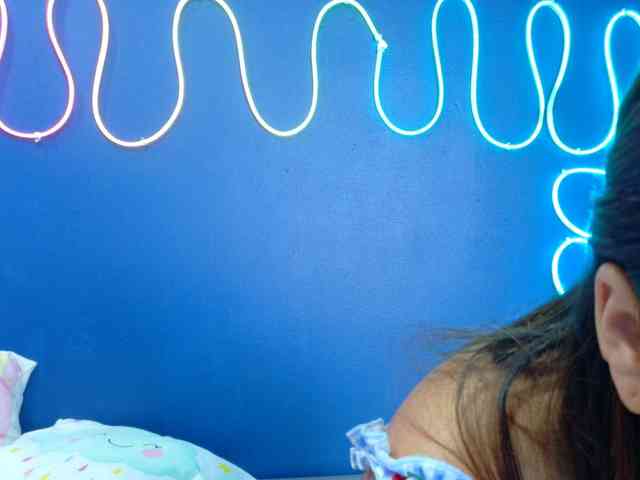 FarianaJulie webcam