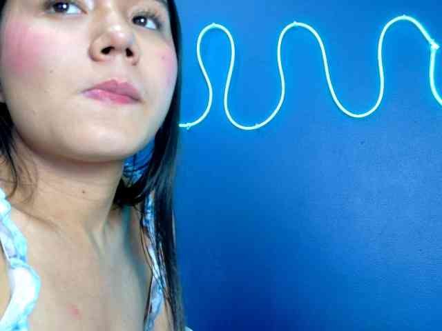 FarianaJulie webcam