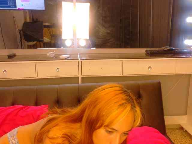 FarianaJulie webcam