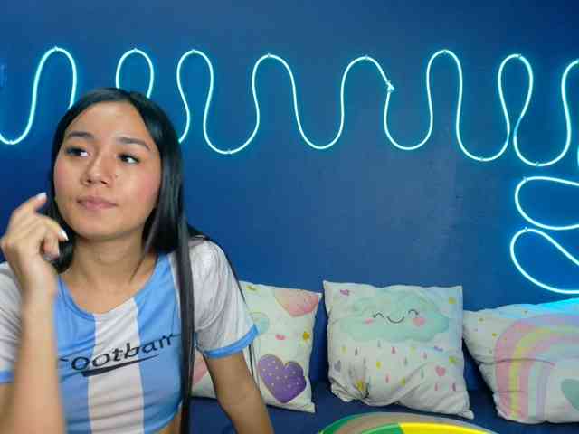 FarianaJulie webcam