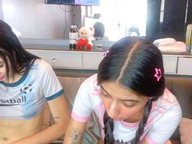 FarianaJulie webcam