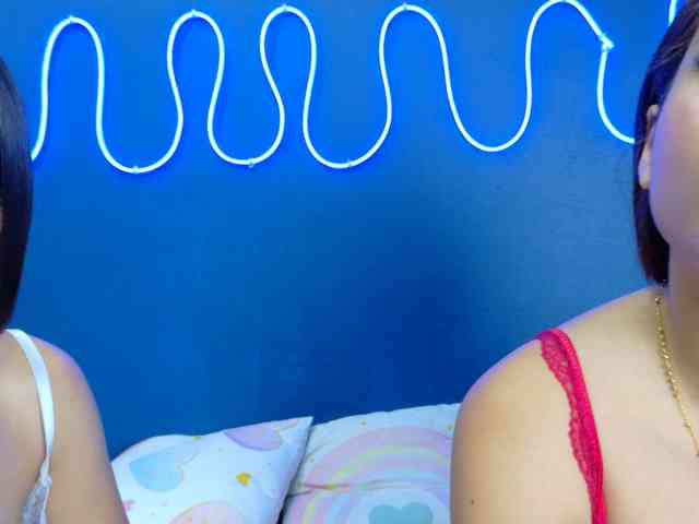 FarianaJulie webcam